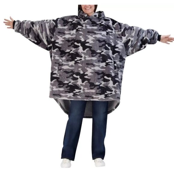 The Wayy Big Hoodie Sweaters - The Wayy Big Hoodie  Women's Camo Sherpa Lined Oversized Sweatshirt JCK140
